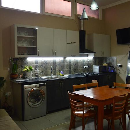 Terrace Mtatsminda Apartment Tbilisi Bagian luar foto